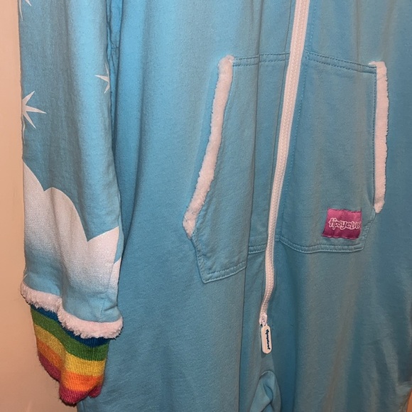 TipsyElves size Med rainbow 🌈 Unicorn 🦄 onesie, zippers and pockets - Picture 3 of 15